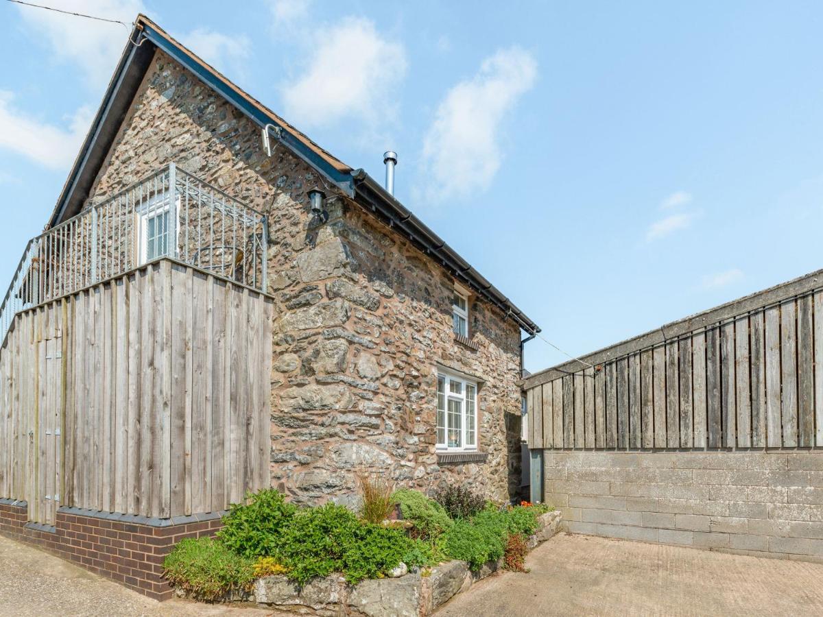 Halfen Granary Villa Pont-Robert Buitenkant foto