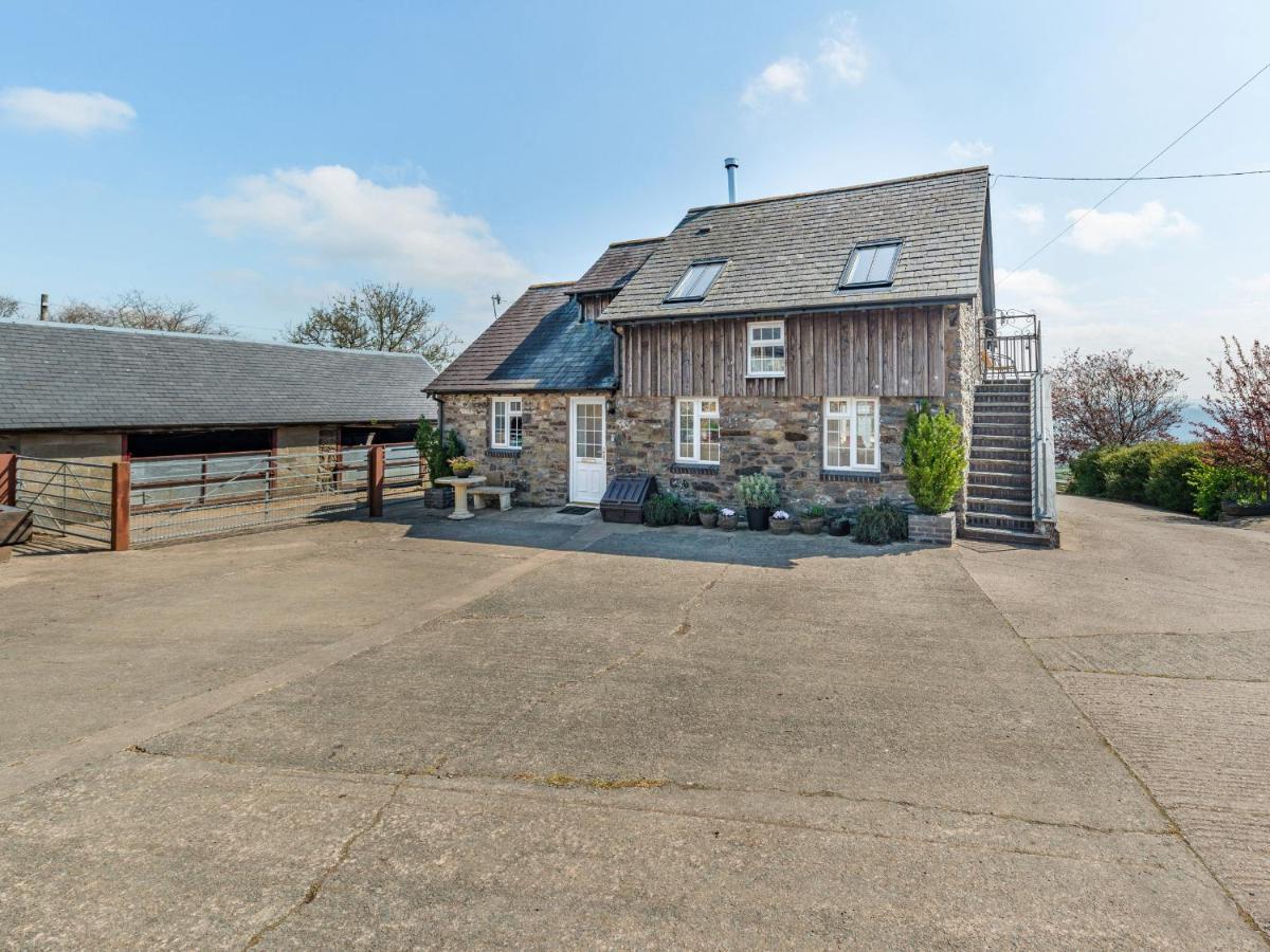 Halfen Granary Villa Pont-Robert Buitenkant foto