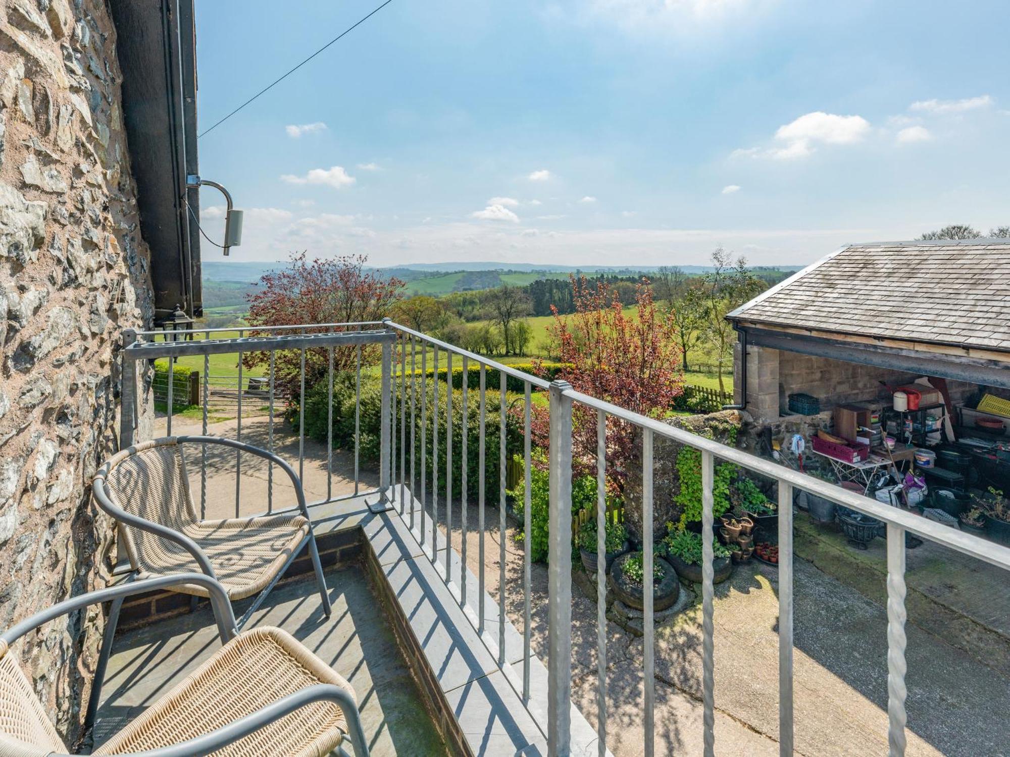 Halfen Granary Villa Pont-Robert Buitenkant foto